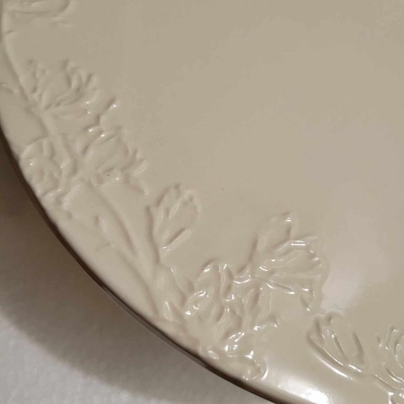 Pedestal Cake Stand - Picture 4 of 5